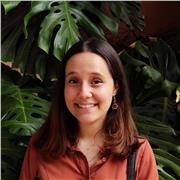 Graduada en Biología con Máster en Fisiología y Neurociencia, curso el máster en Profesorado. Apasionada de la ciencia y enseñar